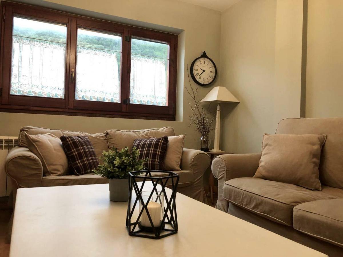 Acogedor Apartamento En El Corazon Del Valle Les Bordes ภายนอก รูปภาพ